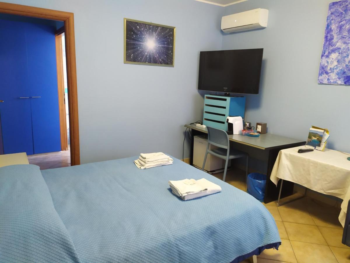 B&B Luna Blu Карбония Екстериор снимка
